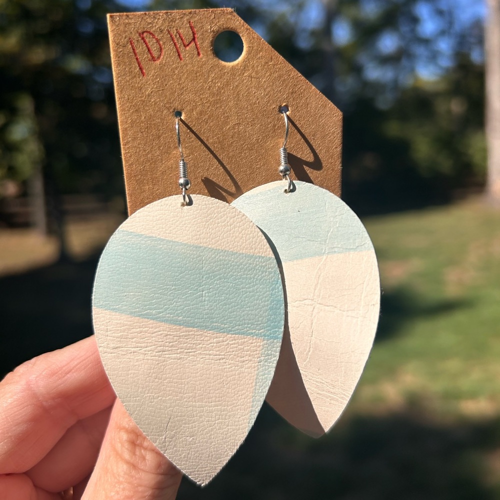 Reverse tear drop leather Earrings in Cream,  pink, and Light Blue plaid pattern
